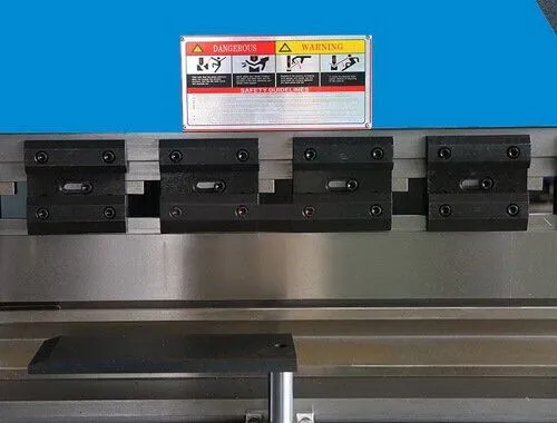 Manual press brake