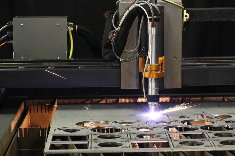 Plasma cutter machine